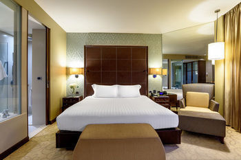 Hilton Grande Asoke מלון בנגקוק